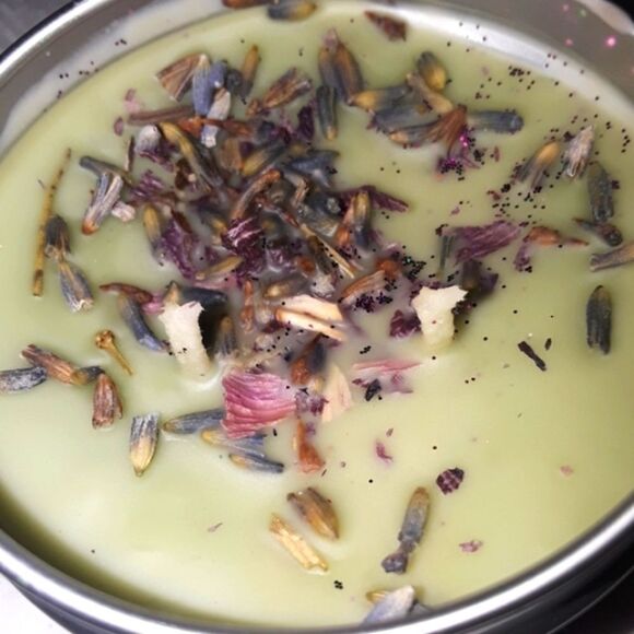 HAND Crafted Carmel apple pie all natural candle - Picture 4 of 6